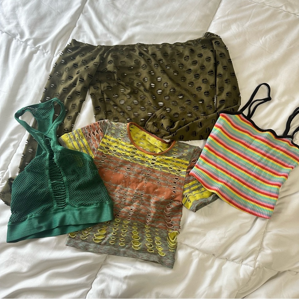 Super cute unique festival baddie top bundle fits s/m!